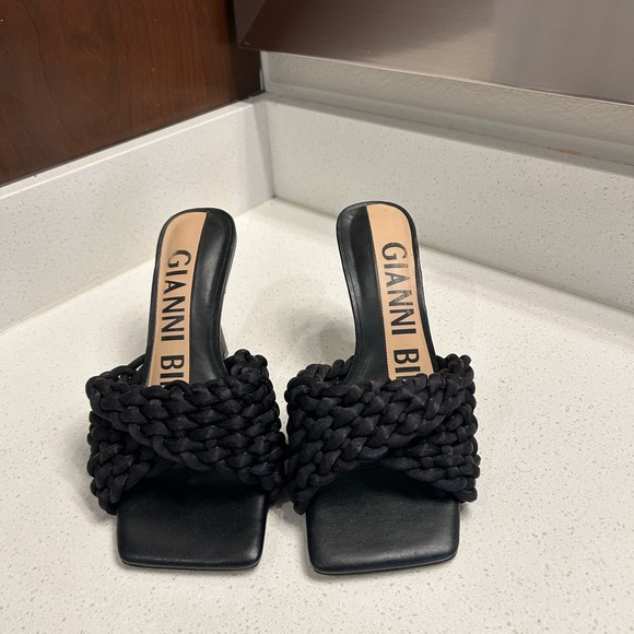 Gianni Bini Shoes - Gianni Bini Black Woven Heels